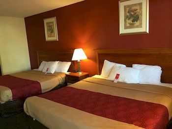 Econo Lodge 诺沃克 外观 照片