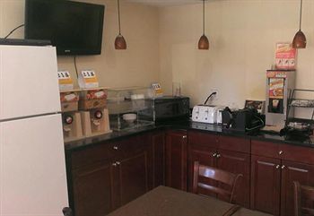 Econo Lodge 诺沃克 外观 照片